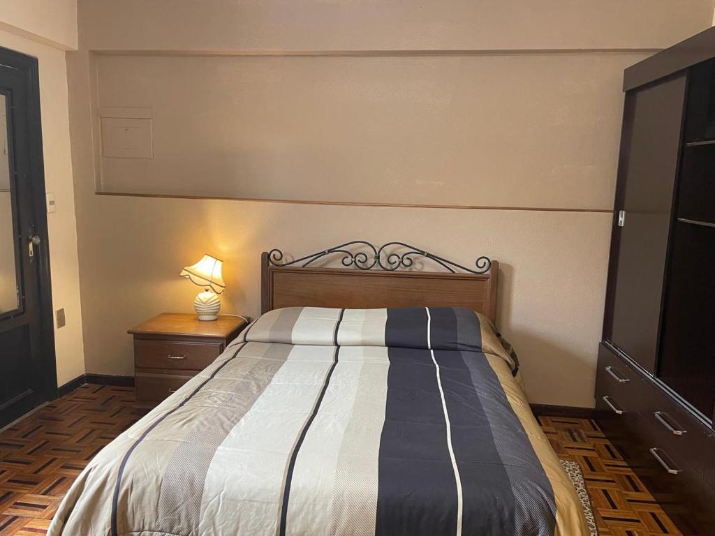 Habitación privada independiente y baño - 5