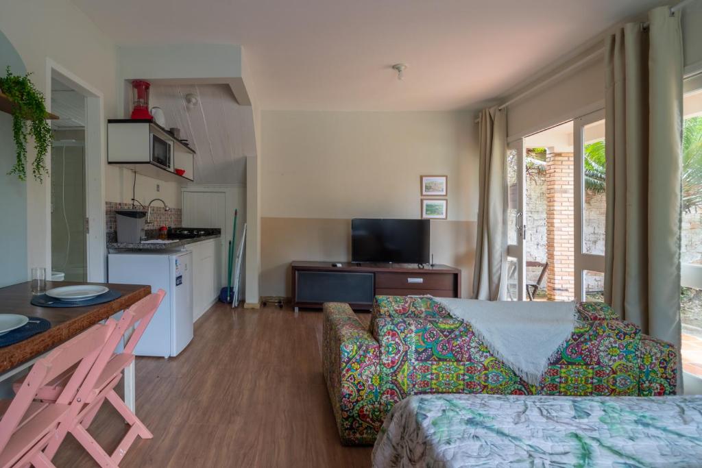 Shared lounge/TV area