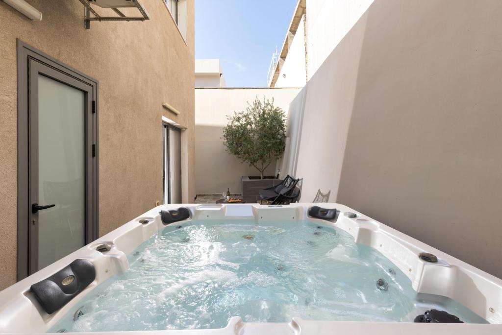 Elita suite - private jacuzzi, Ejlat