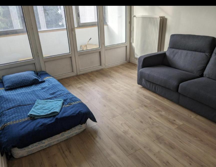 Chambre confortable au calme et proche du centre-ville de Lyon - 2