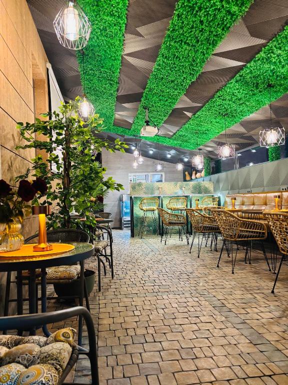 Alex Hotel