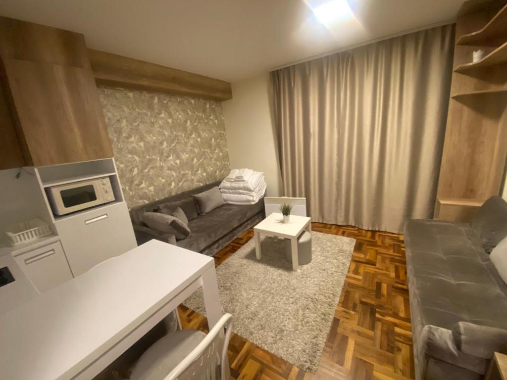 Apartman Marta - Kraljevi Čardaci - 2
