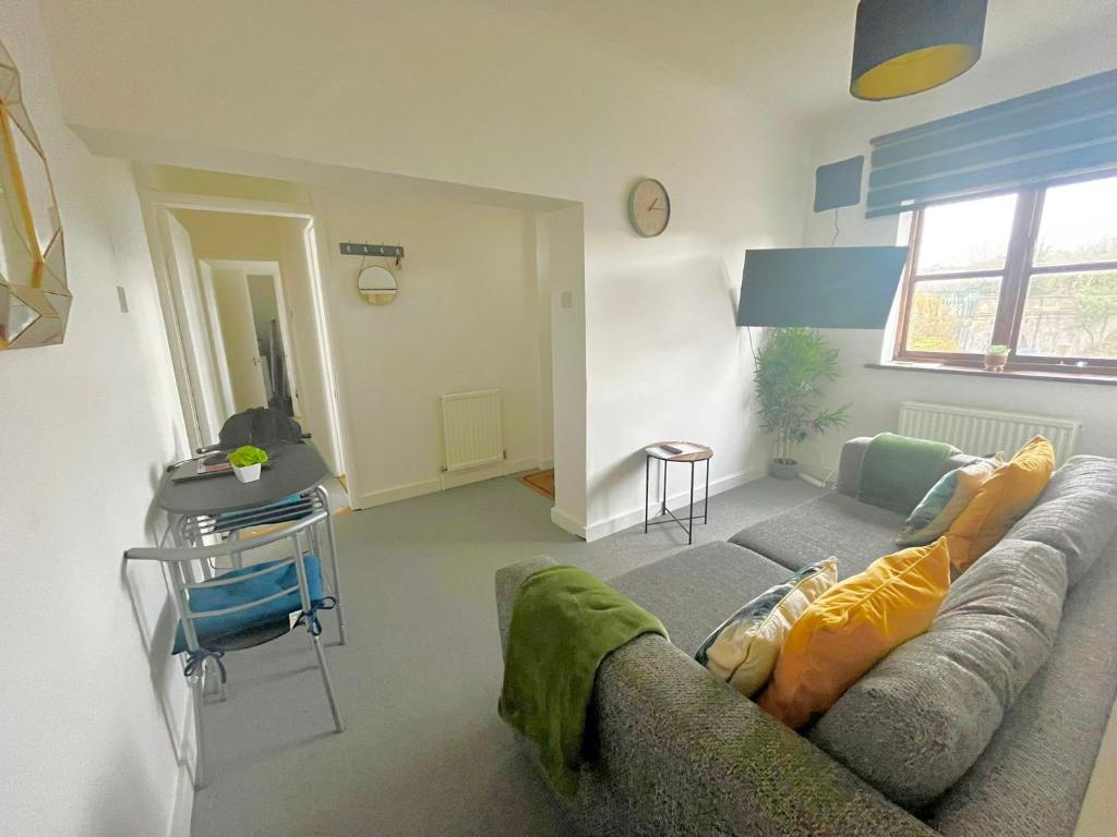 Hillside Retreat in Medway, Chatham