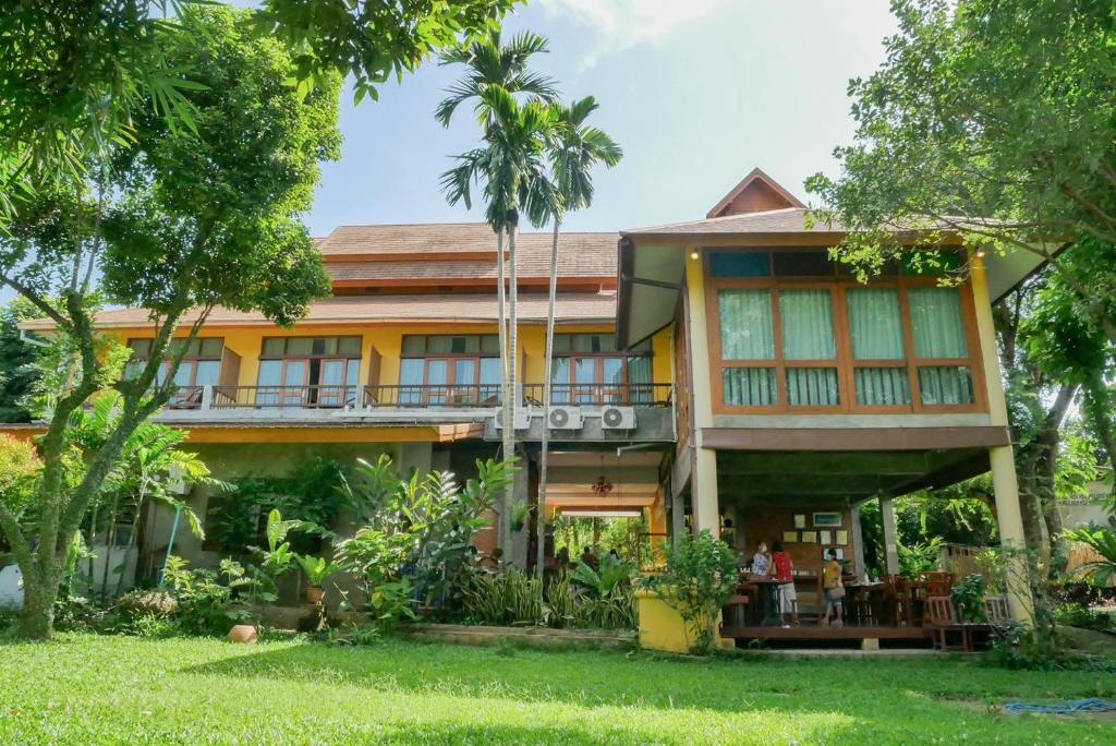 Exterior view, Auangkham Resort in Lampang