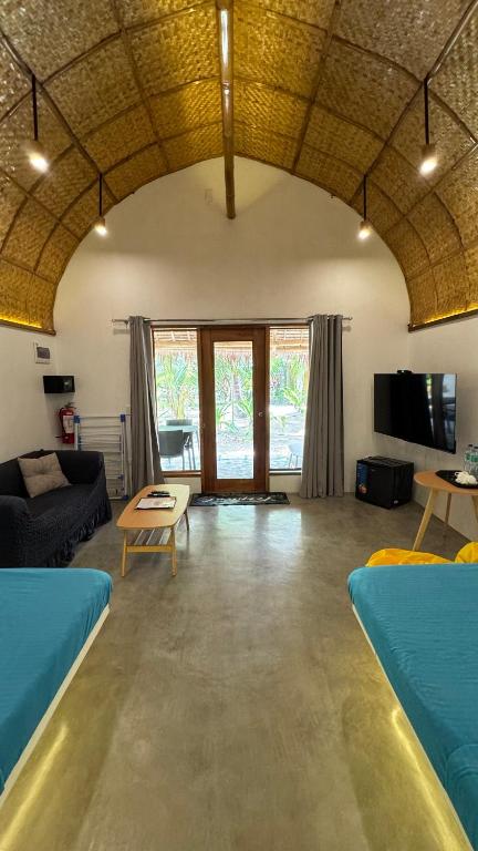 Facilities, Footprints beach resort in Romblon