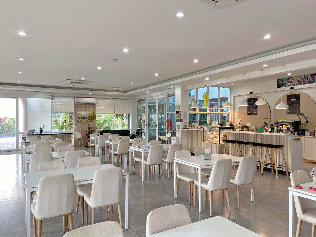 GRAND PA Hotel Resort Lamphun Chiang Mai