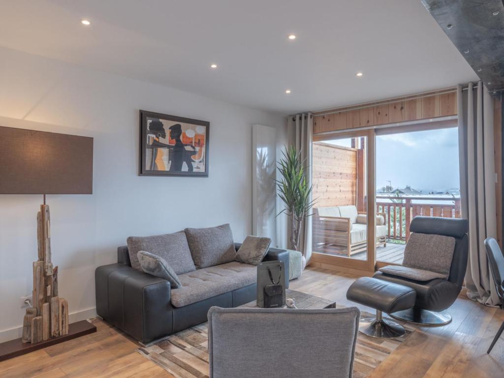 Appartement familial rénové, quartier Alpe d'Huez, orientation sud - 2