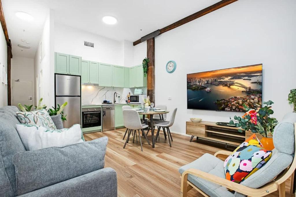 Luxe suite in Darling Harbour with pool, sauna & gym - ICC 300m, Sydney