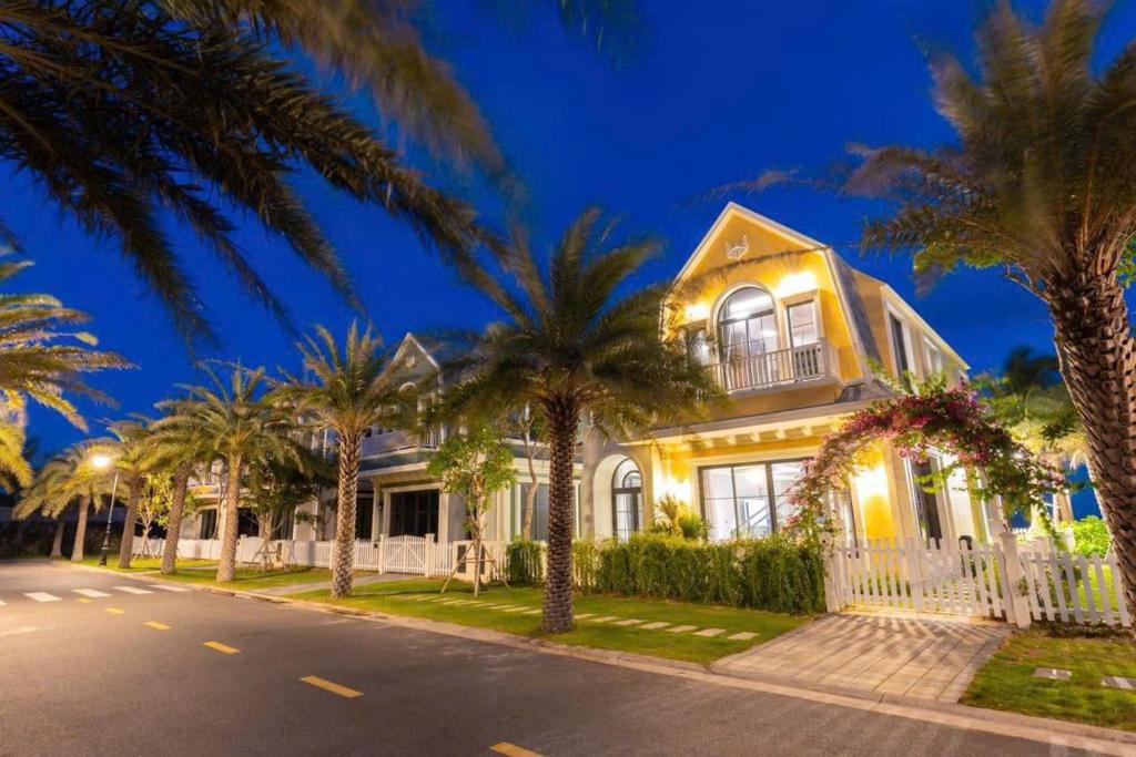 Wonderland Villa at Hồ Tràm Beach