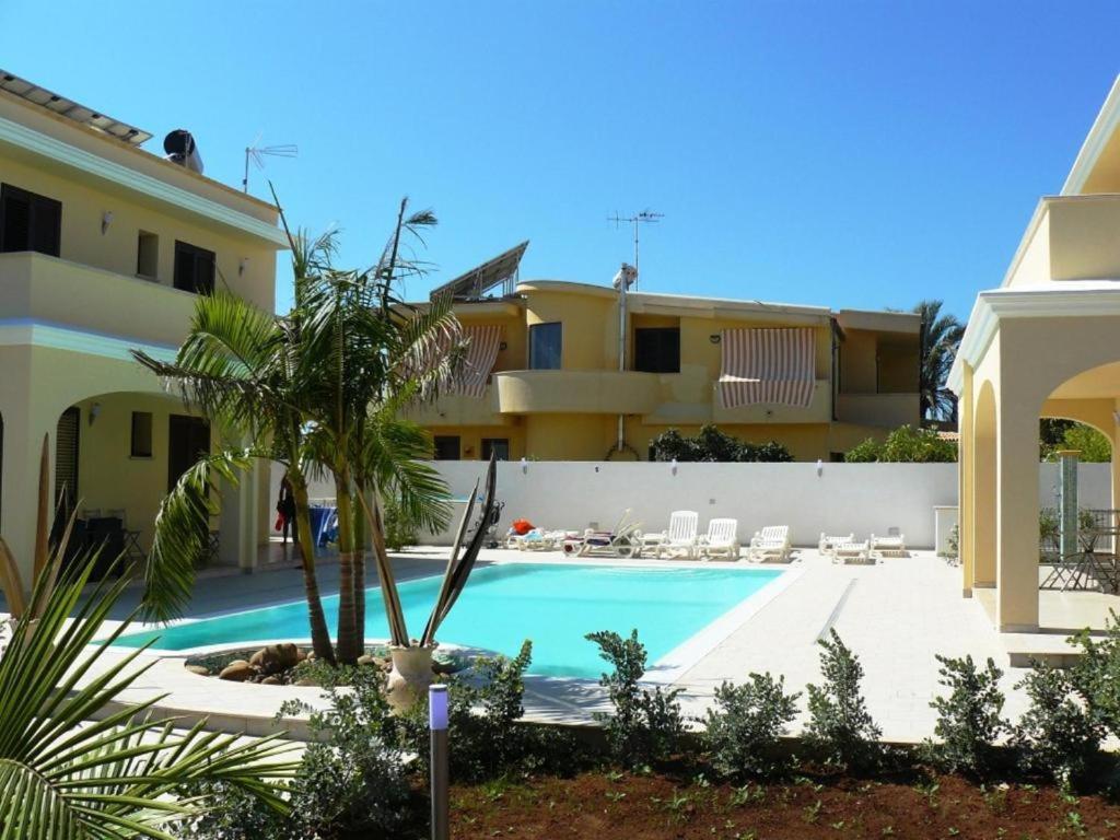 Oasi Tortuga Residence Appartamento 1 con piscina e barbecue h 24 - 2