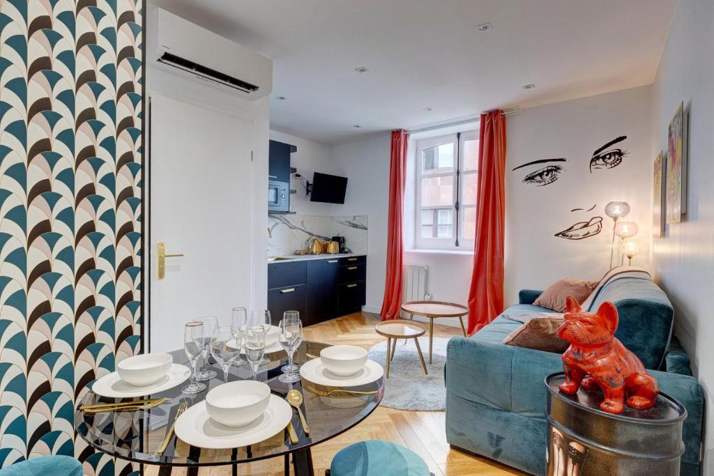 212 Suite Louboutin - Superb Apartment in Paris - 2