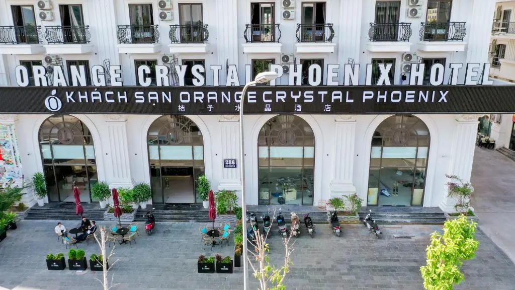 Orange Crystal Phoenix hotel, hotel in Bắc Ninh