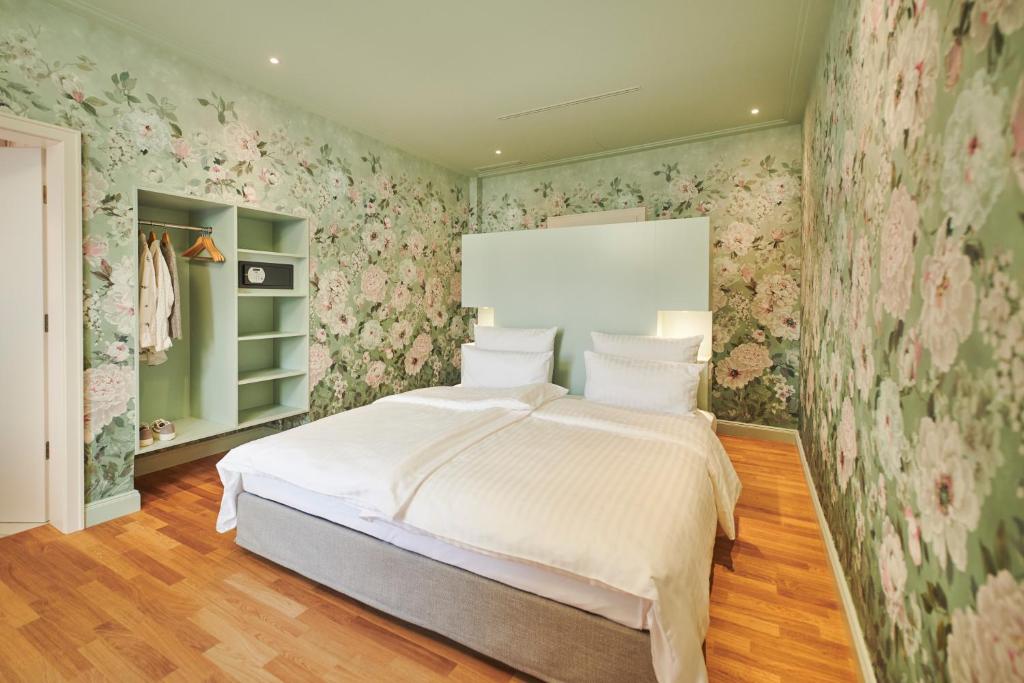 MOMA1890 Boutique Hotel - 3