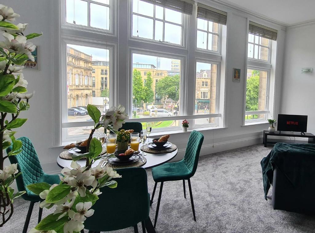 Royal Retreat Harrogate - FREE parking nearby Ultra fast Wifi, Harrogate