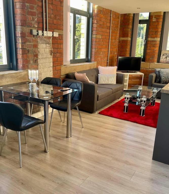 301 Conditioning House, Bradford