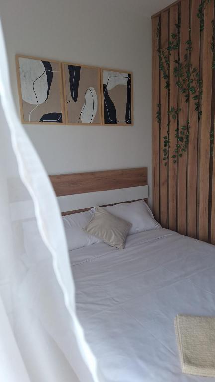 Ella Lux Apartment - 1