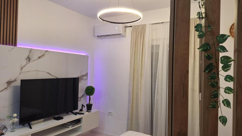 Ella Lux Apartment - 2