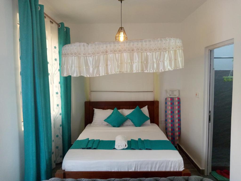 Pride Studio II, Mombasa