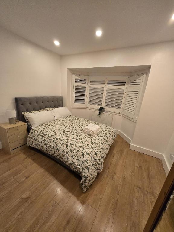 Luxurious home away from home, Welling