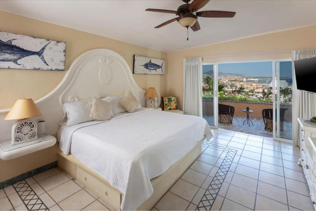 Pedregal, Pool, Jacuzzi, Marina Views, 4BD, 3BA, Cabo San Lucas