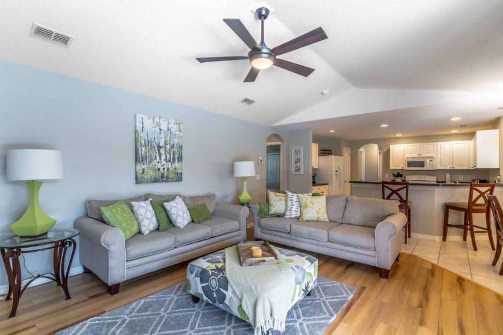 819 Tuscan Ridge, Davenport