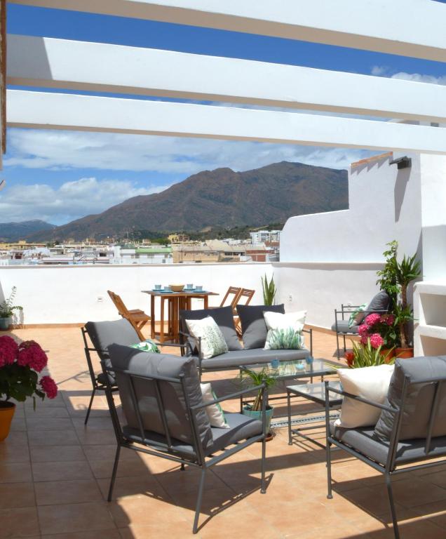 Mare by La Pita - Central Premium Apartment with Terrace, Estepona