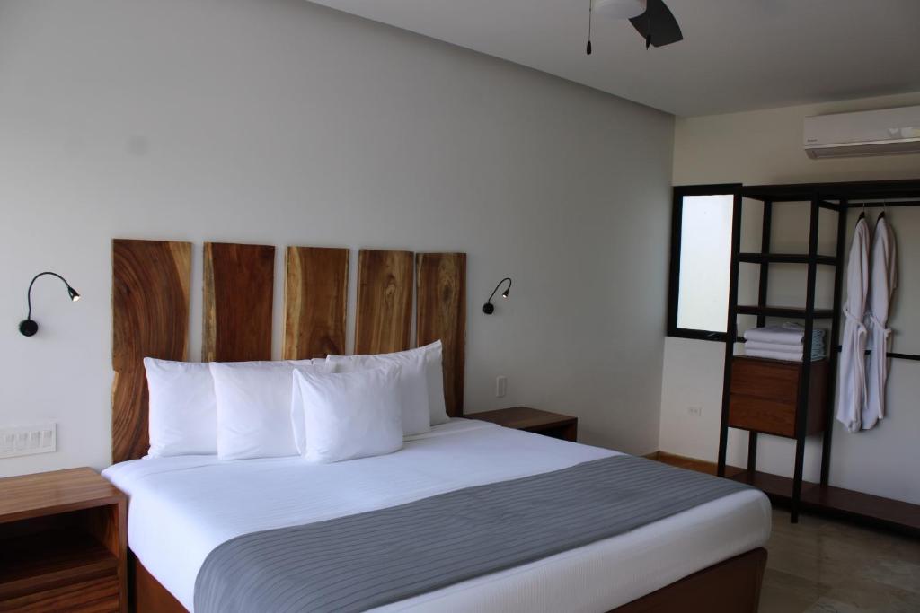 Hotel B10 - Distinctive Hotel- - 3