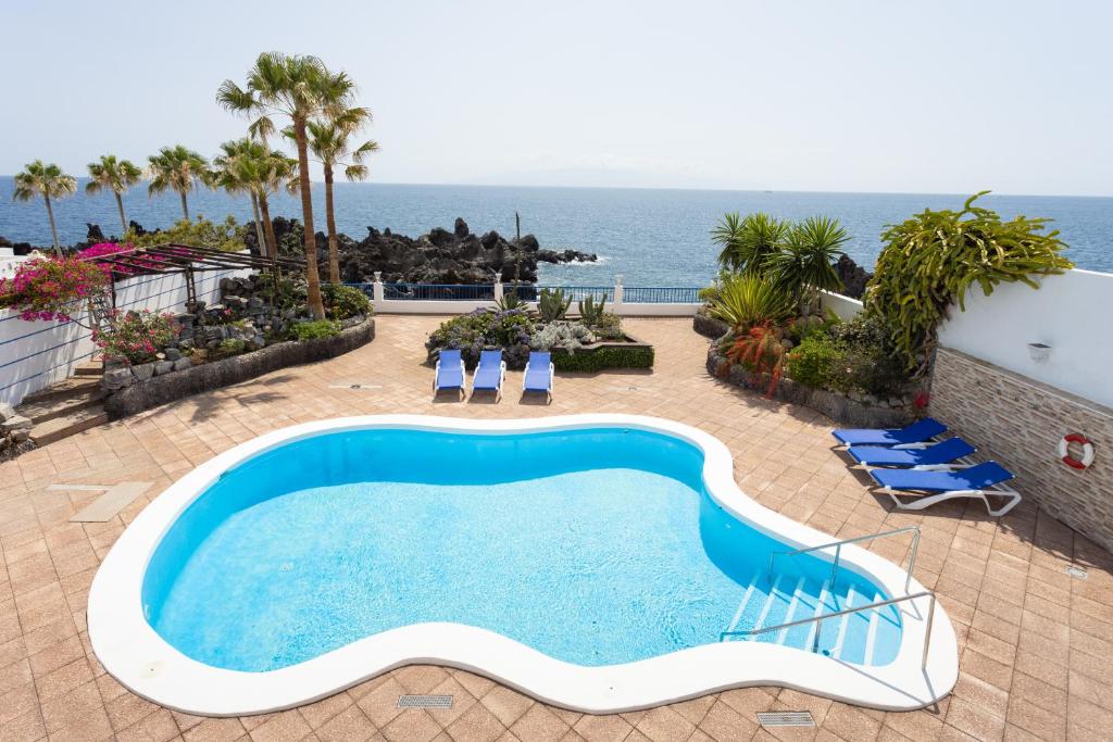 Oceanfront Apt in Private Villa - Next to the Beach - 4