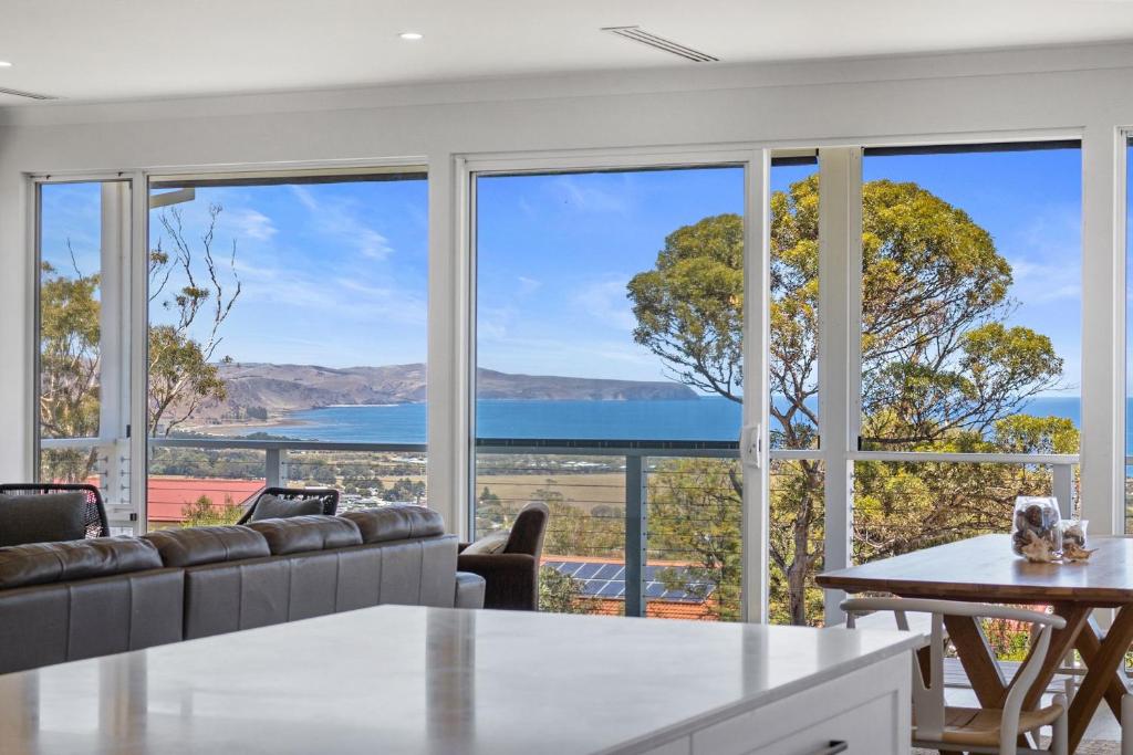 Norman Views - 20 Panorama Crescent, Normanville