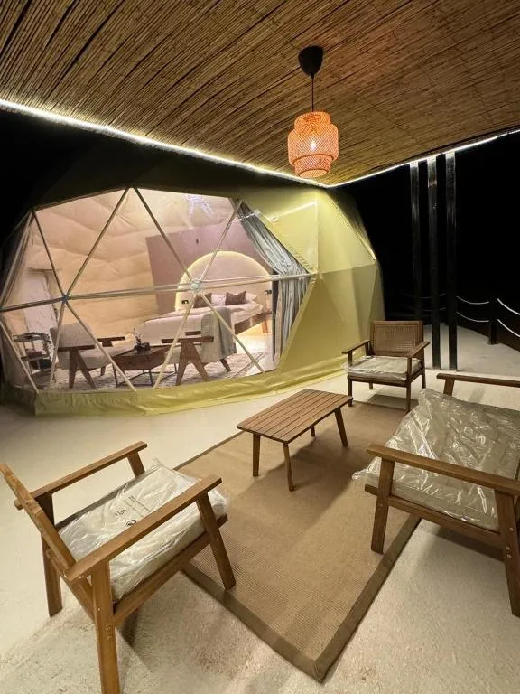 Sunset domes private camp, hotel in Al Raka