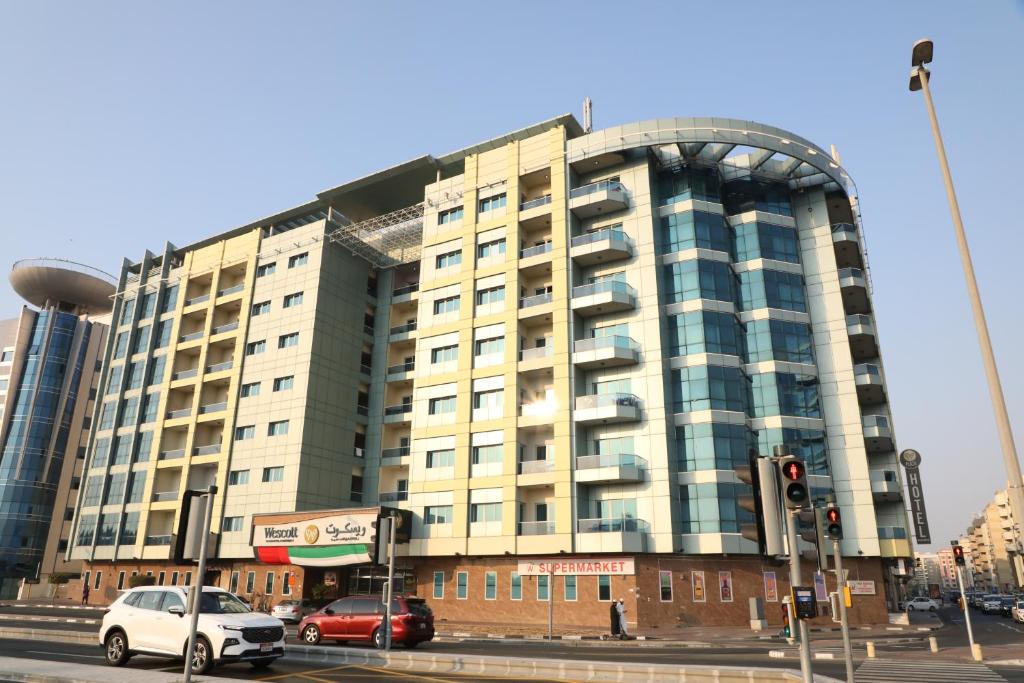 Wescott Plaza Hotel Apartments LLC Formerly West Zone Plaza Hotel Apts, Дубай