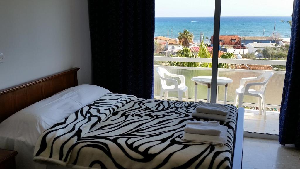 Pelides Apartments photo