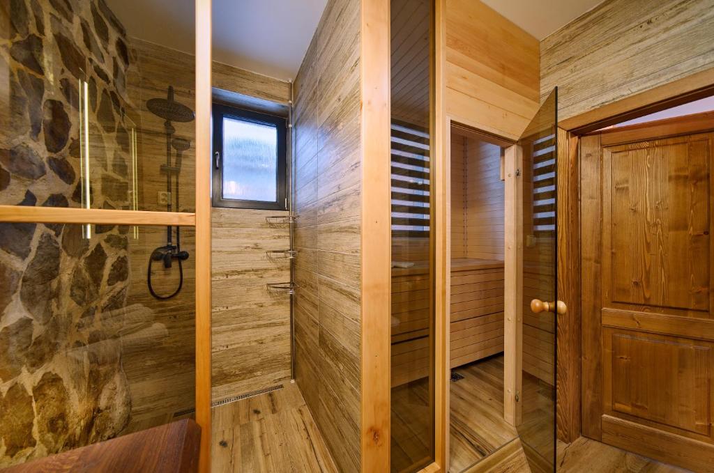 Sauna, Happy House Apartments & Sauna in Spindleruv Mlyn