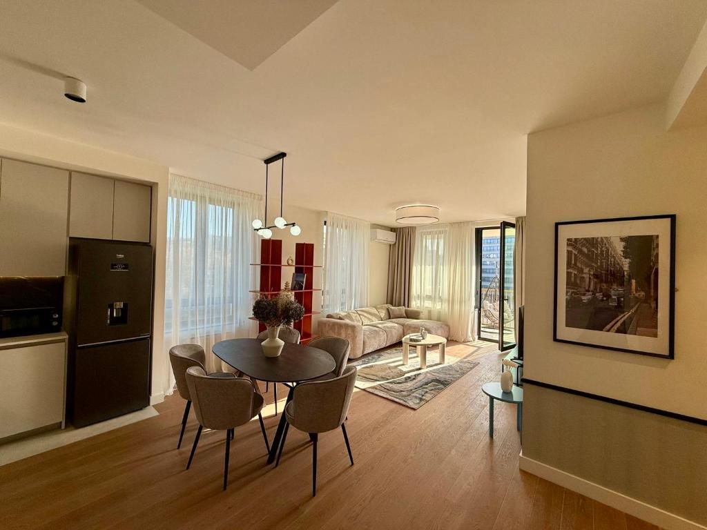 Aglaya London-Lux 2 Bedroom Apartment - 1