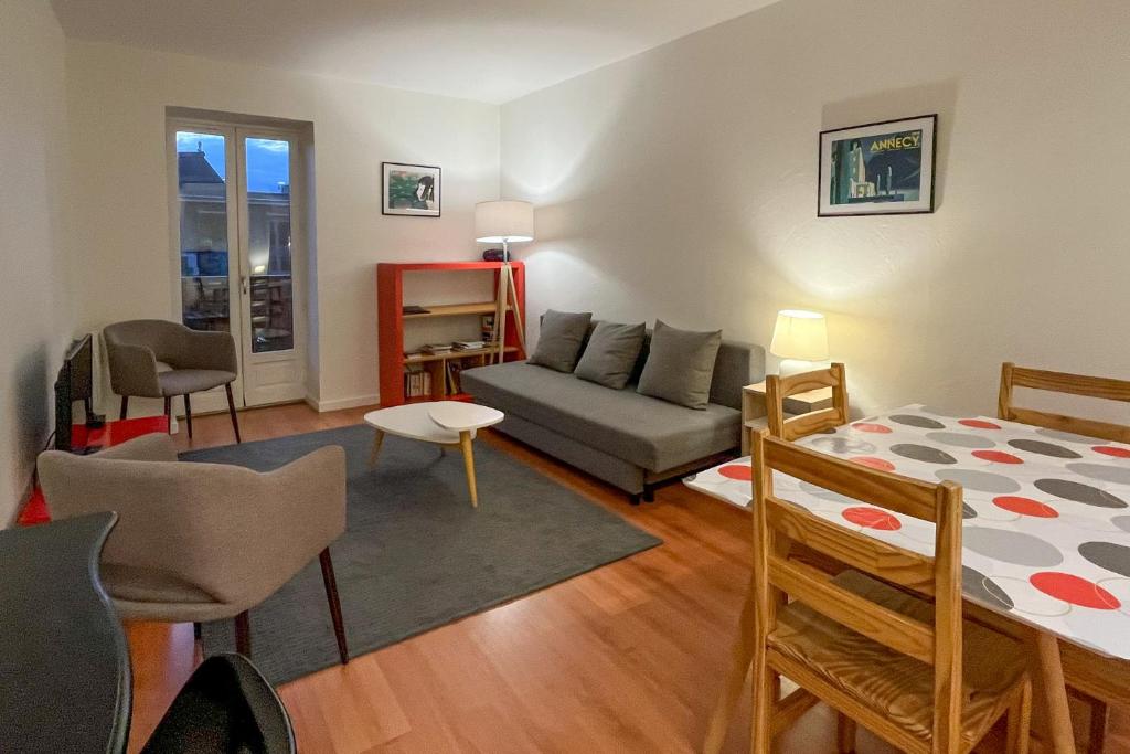 Appartement idéal en plein centre ville proche lac - 3