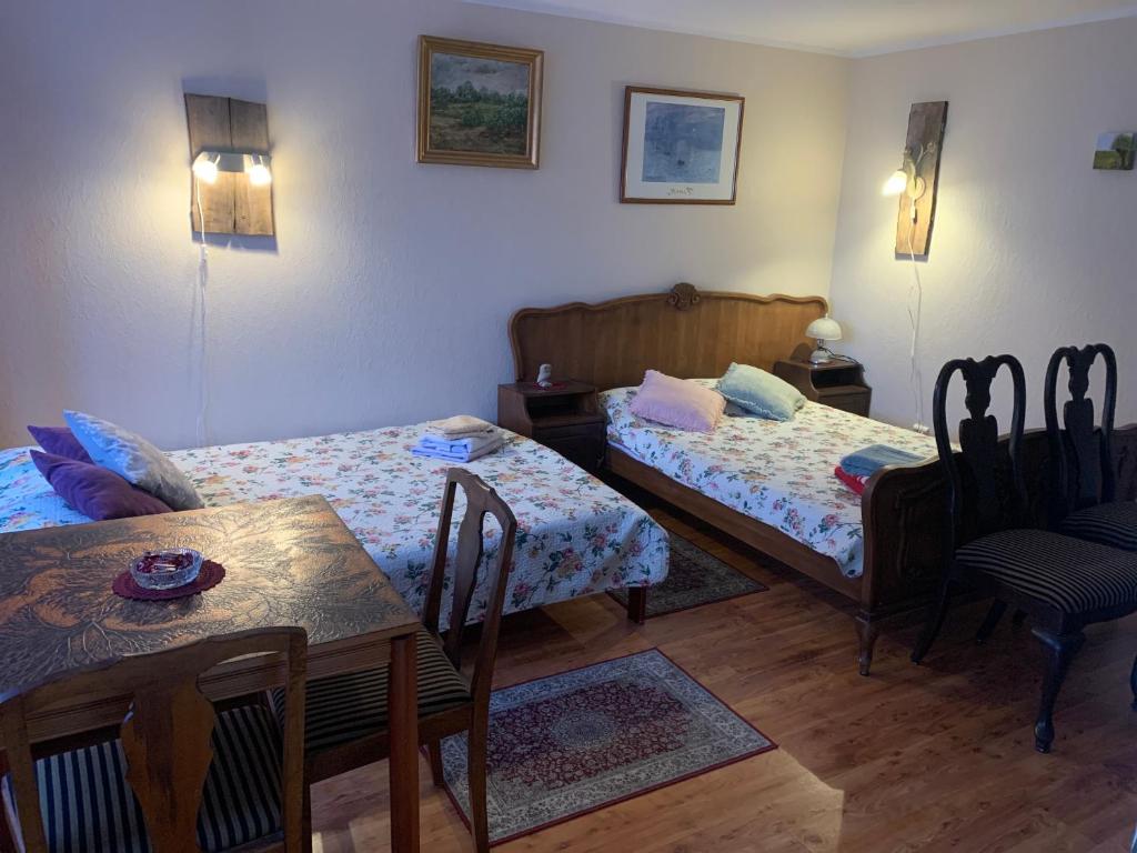 Rüütli - Cute Old Town Apartment - 2 big beds, free parking, Tartu