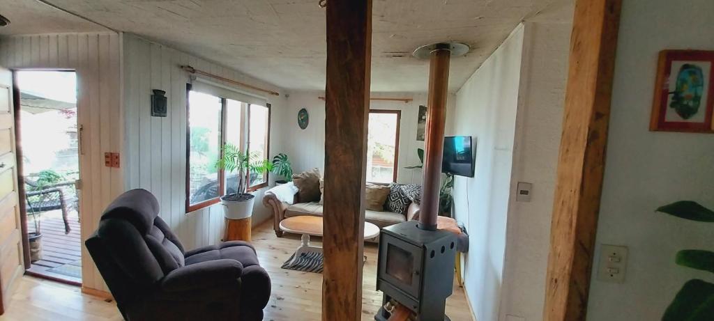 Casa soleada para cuatro personas, con patio, hamaca y parrilla - 4
