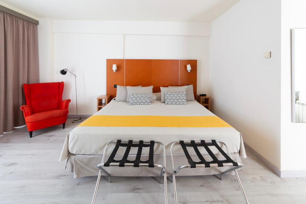 Hotel Oasis Plaza — Hotel rooms in Benidorm, Valencian Community