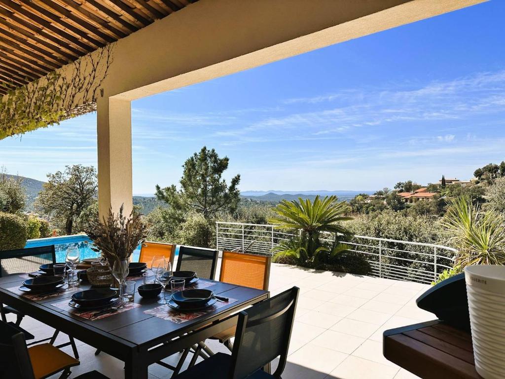 Villa Les Romarins pour 8 personnes avec vue mer panoramique et piscine chauffée à La Londe-les-Maures - 5