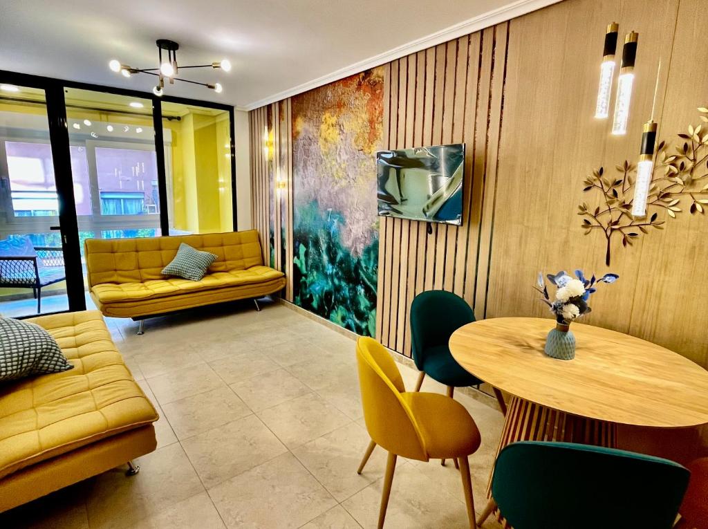 Alicante Central Market Suites - 3