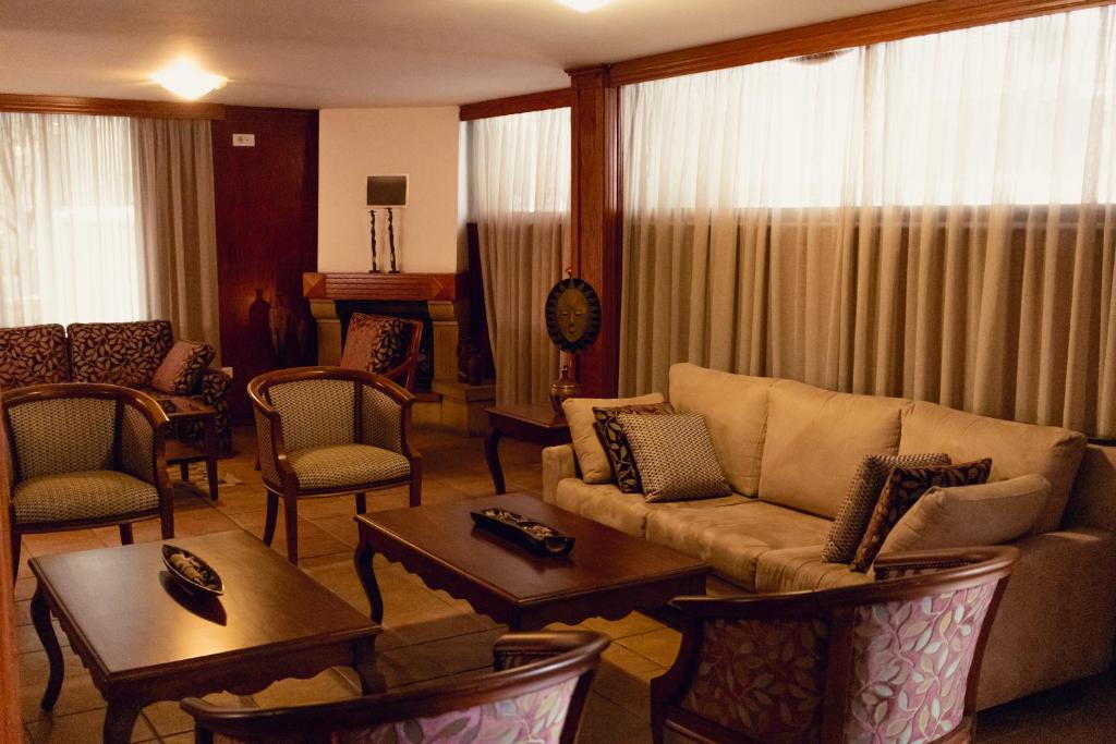 Lobby, Merab Hotel in Kfardebian