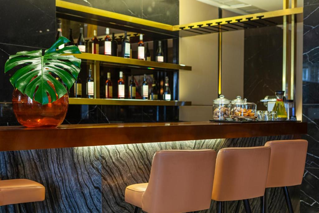Bar/lounge