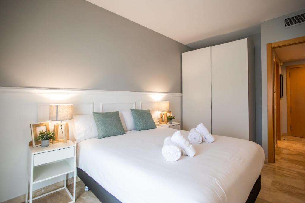 13MAL1077- Magnific 2BR flat - 4