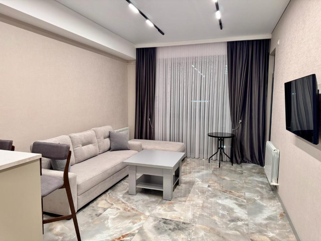 Apartment in Leningradyan Street, Jerevan