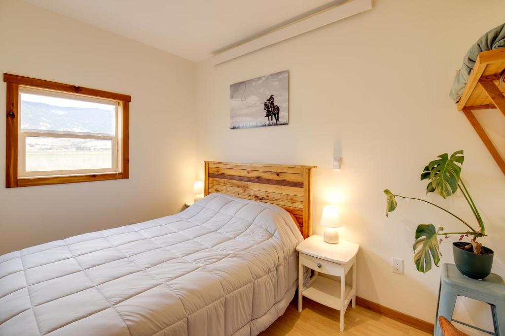 Arlee Studio with Mountain Views 29 Mi to Missoula, Arlee