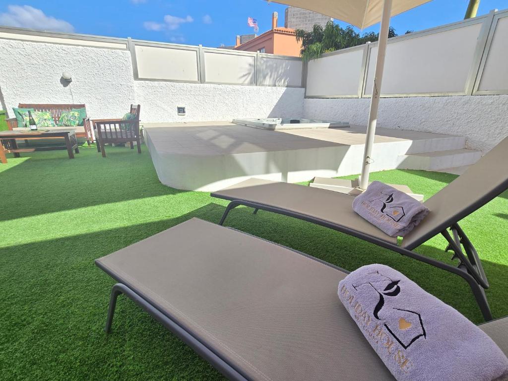 Oasis House - 5
