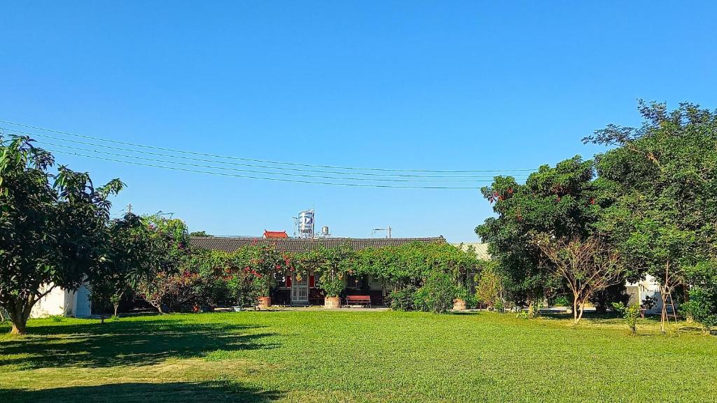 Joel's Garden 悠爾庭園古厝民宿, Baihe