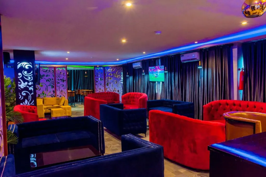 House10 luxury hotel and suites，位于拉各斯的酒店