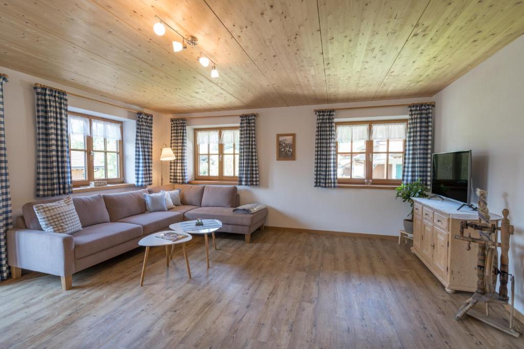 Haus Übelhör - 2