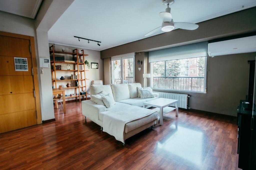 Apt Ruzafa, City Centre 10 Min, Terrace, 2 Rooms, Valencie